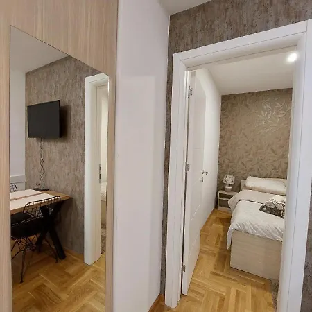 Loly Apartament